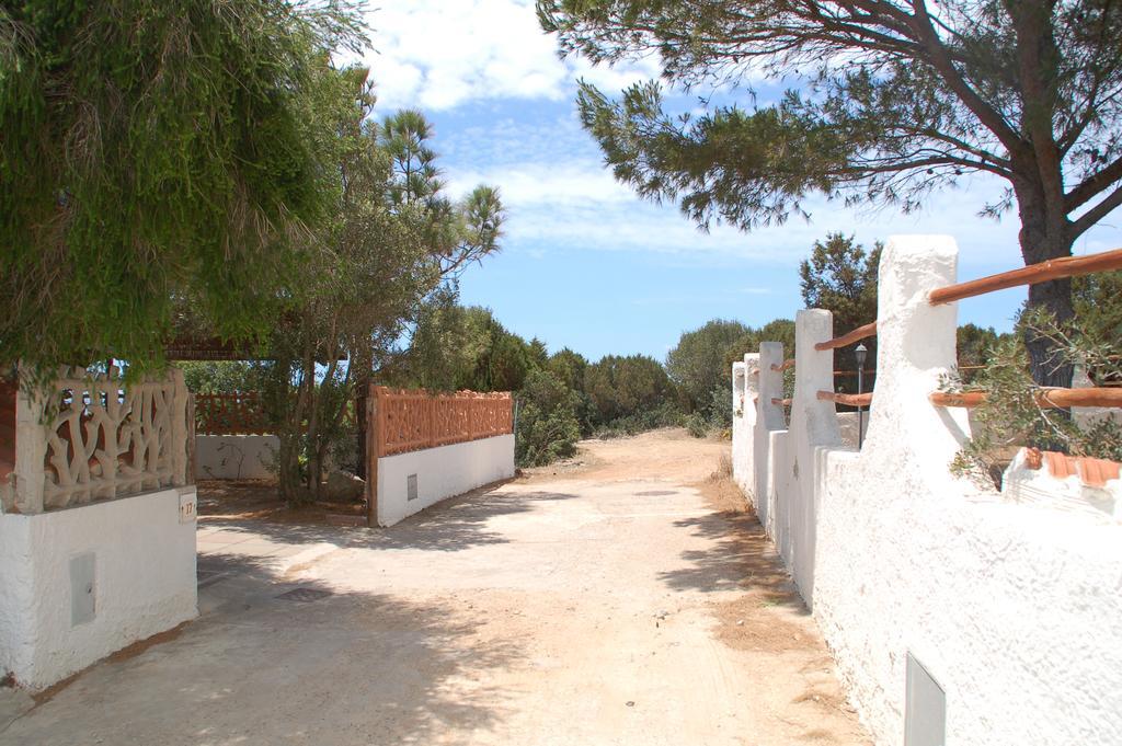 Apartments Casa Vacanze Porto Pino Ngoại thất bức ảnh